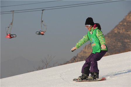 挑战高级雪道.jpg
